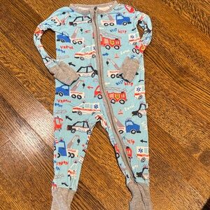 LS COMMUNITY HELPERS SLEEPER